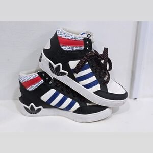 Adidas  Adidas Basketball Retro -Sz 5- unisex